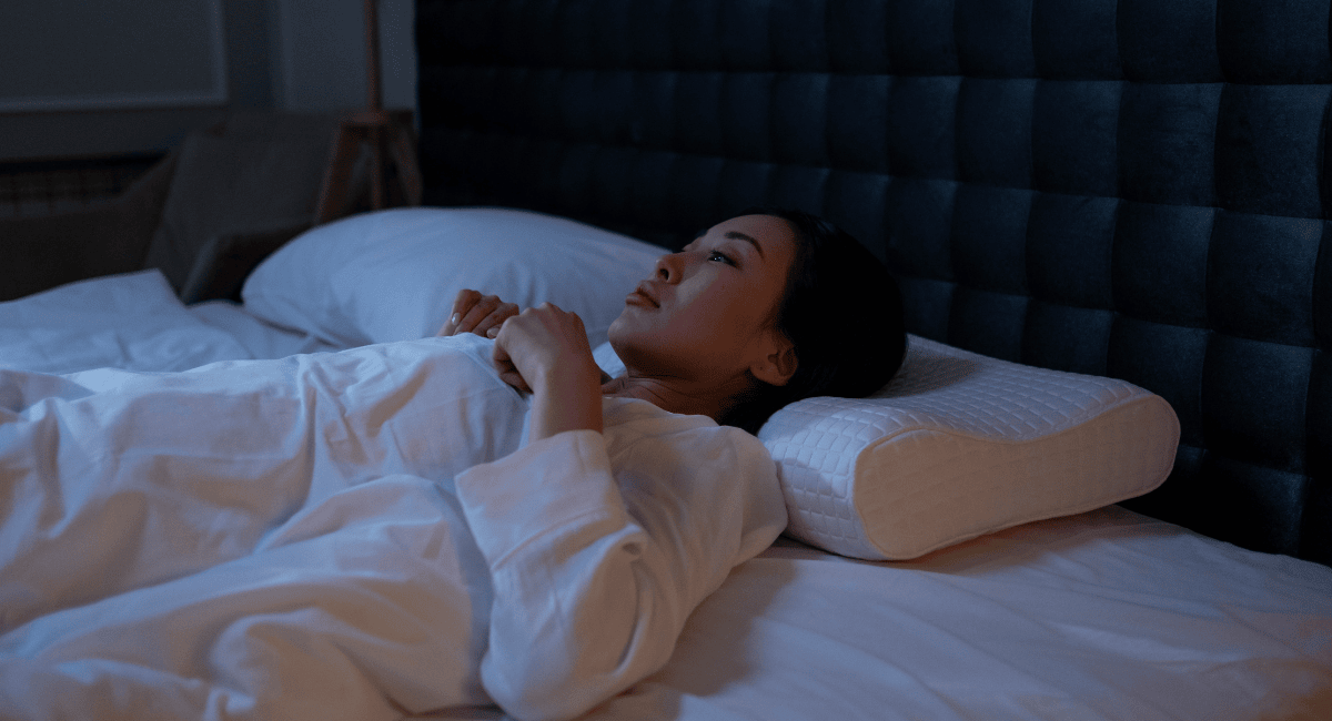 overgang slaapproblemen vrouw wakker bed